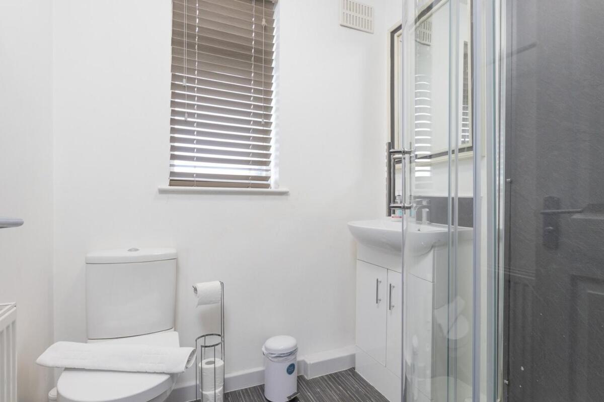 Сasa de vacaciones 4br With Private Parking